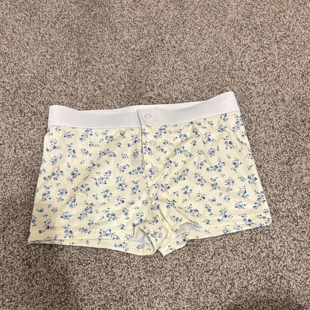 SHEIN Yellow and Blue Floral Women's Shorts
